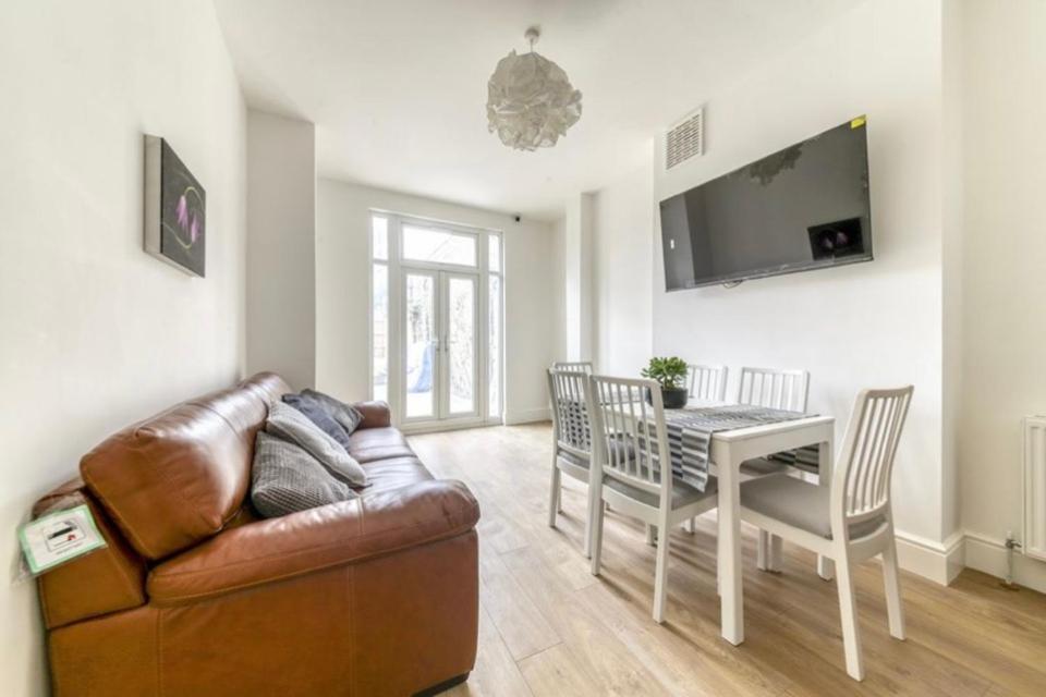 A Beautiful Newly Renovated Home: The Arlingford London Bagian luar foto